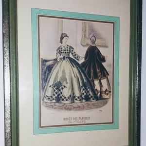 Sale Price Frim   Beautiful vintage oyla grafts